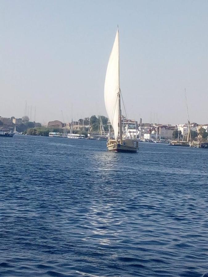 فندق Nile Felucca Adventure أسوان المظهر الخارجي الصورة
