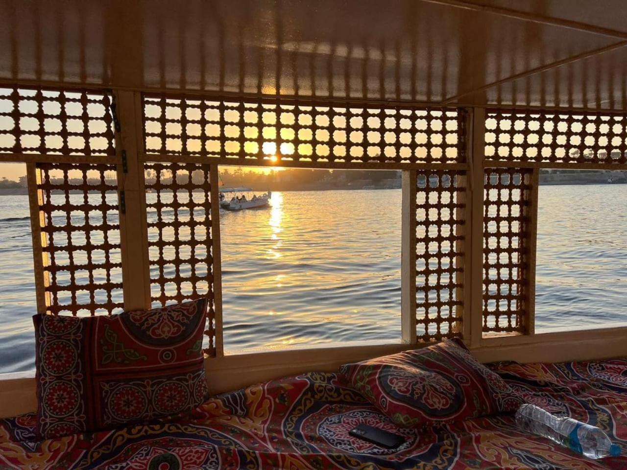 فندق Nile Felucca Adventure أسوان المظهر الخارجي الصورة