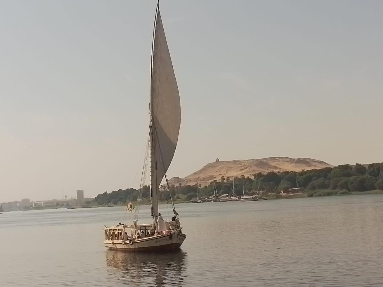 فندق Nile Felucca Adventure أسوان المظهر الخارجي الصورة