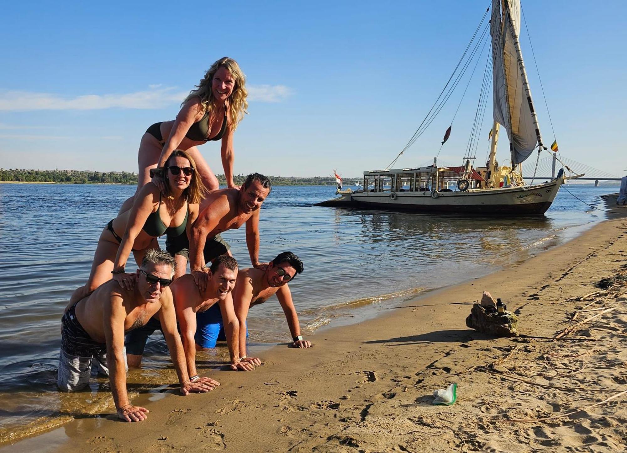فندق Nile Felucca Adventure أسوان المظهر الخارجي الصورة