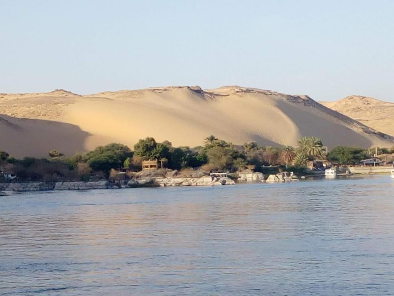 فندق Nile Felucca Adventure أسوان المظهر الخارجي الصورة